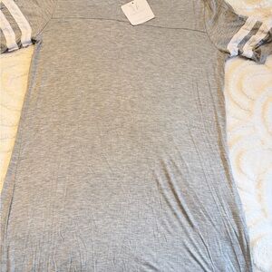 Z Supply Heather Grey and White T-Shirt Dress NWT